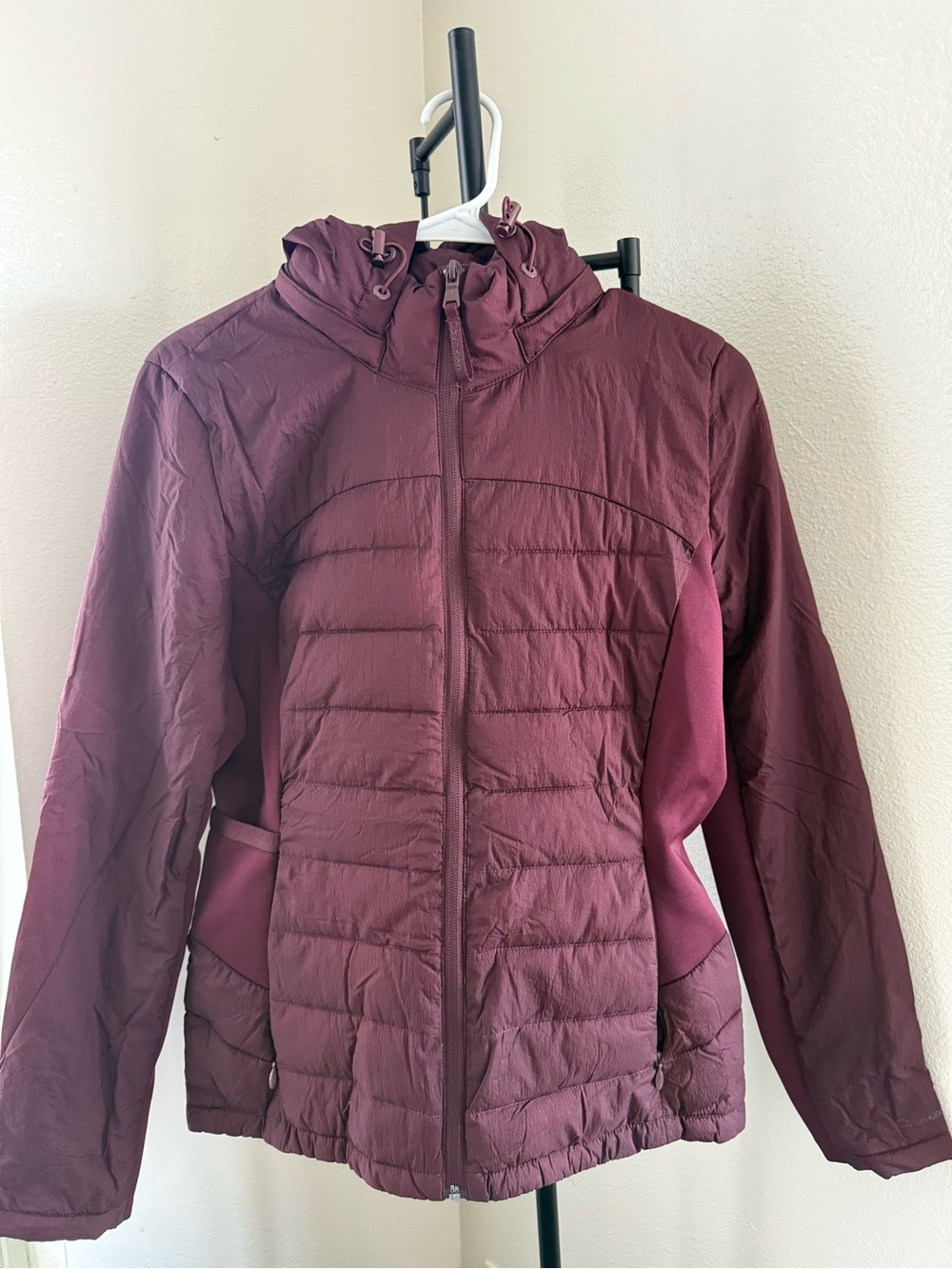 Calvin Klein Performance Burgundy Hybrid Puffer Hooded Jacket Small